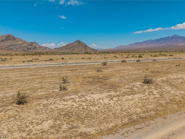 5890 N Da Vinci Lane , Pahrump, NV 89060