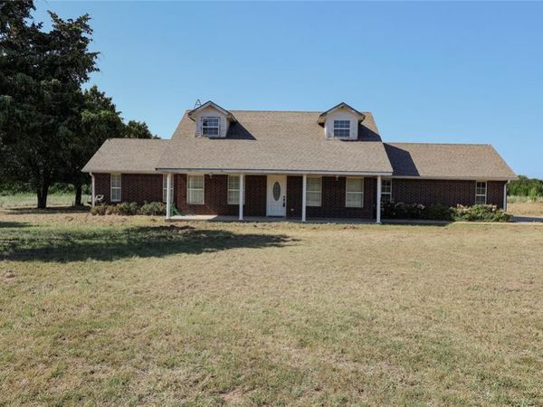 339736 E Highline Road, Chandler, OK 74834