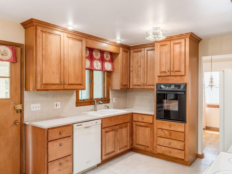 3628 Clearview Avenue, Columbus, OH 43220 Photo 13