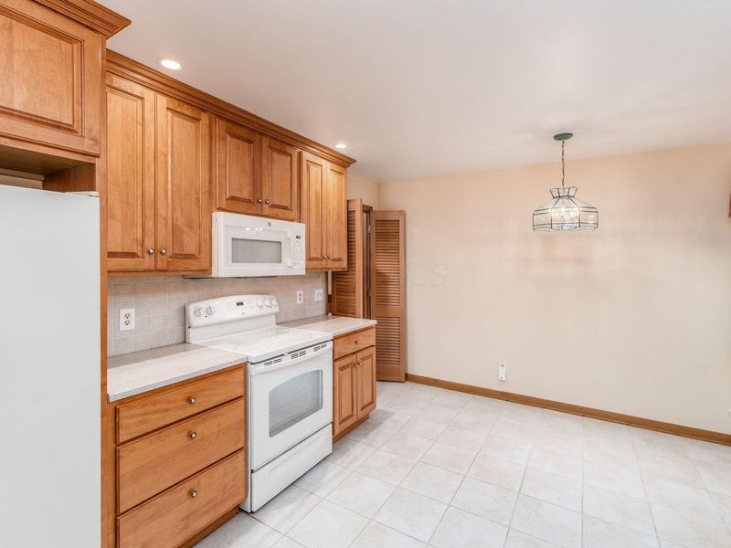 3628 Clearview Avenue, Columbus, OH 43220 Photo 17