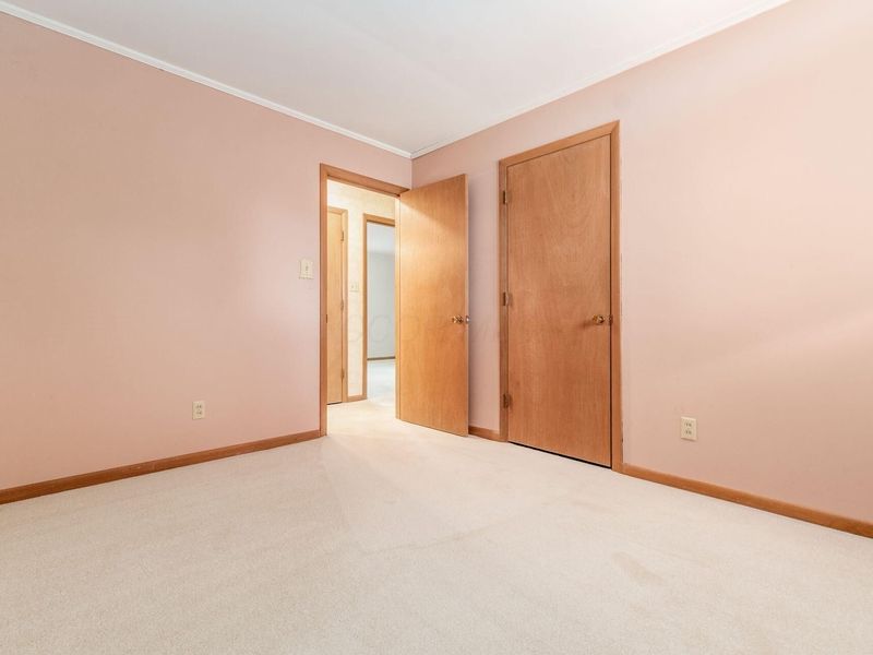 3628 Clearview Avenue, Columbus, OH 43220 Photo 21
