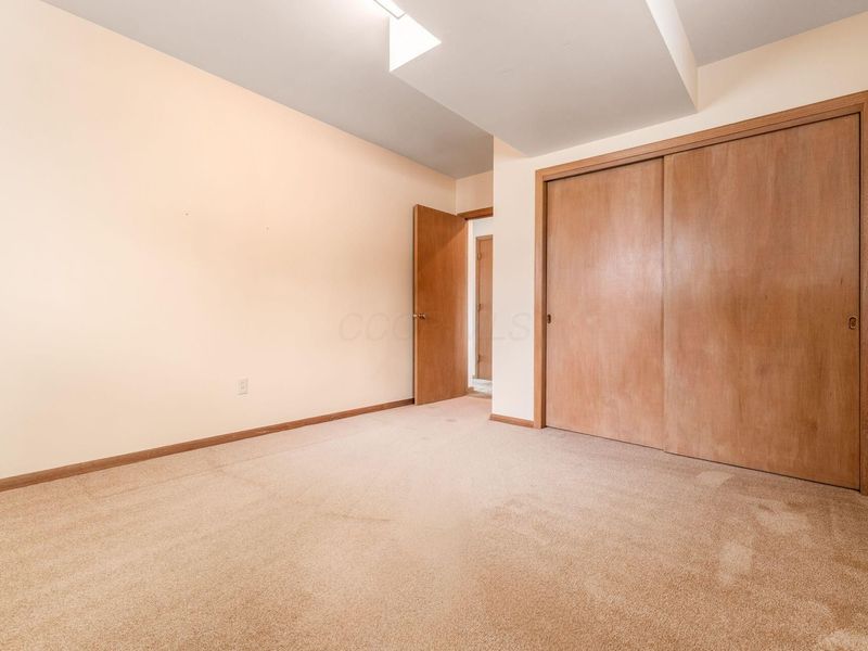 3628 Clearview Avenue, Columbus, OH 43220 Photo 32