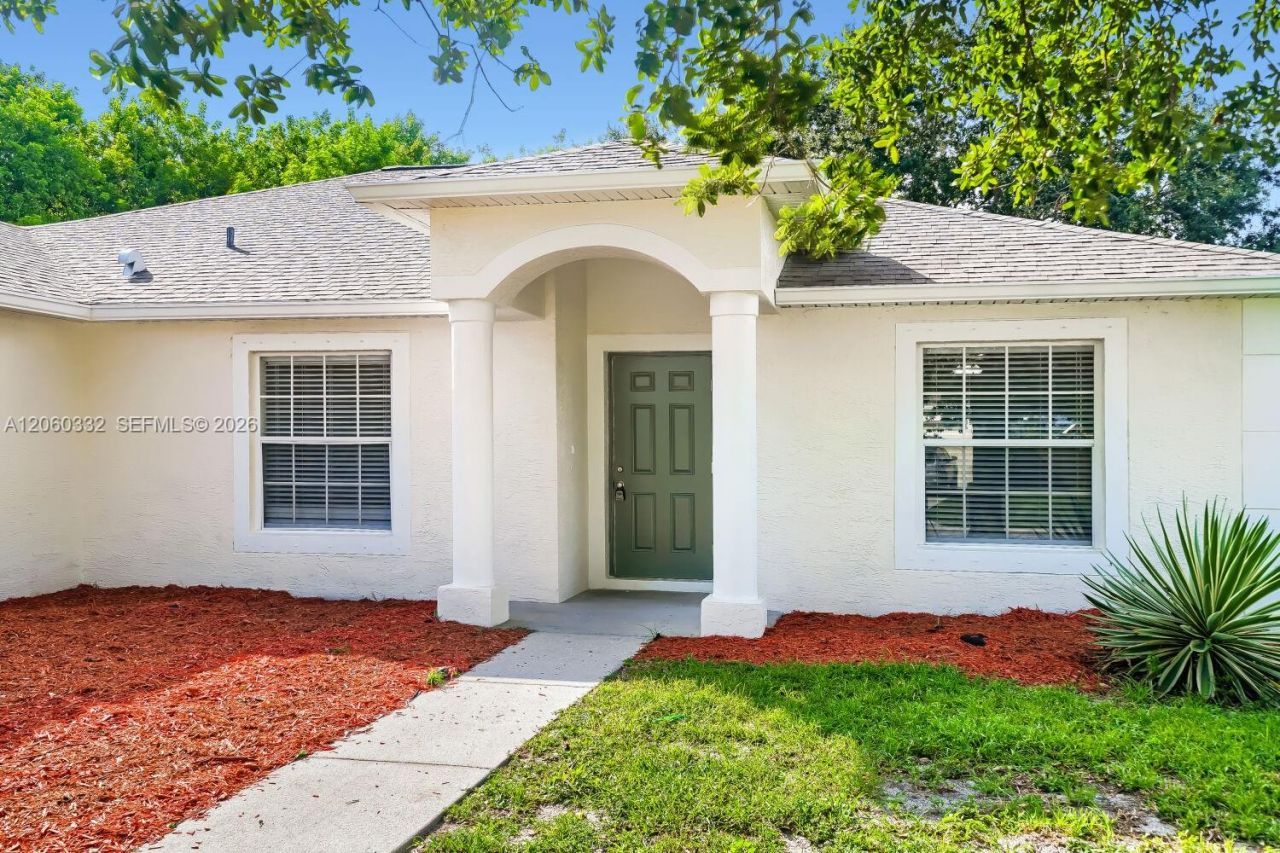 591 SW Millard Dr , Port Saint Lucie, FL 34953 Photo