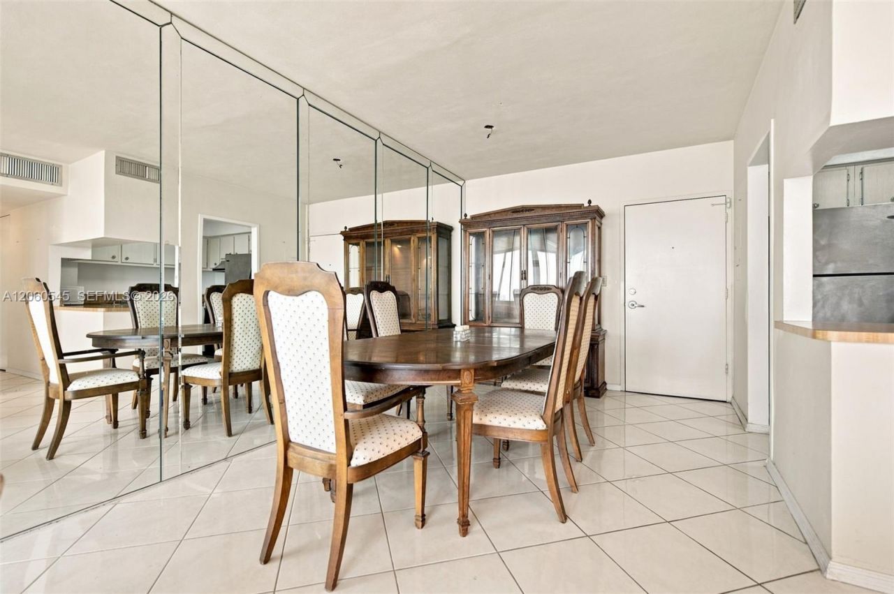 7441 Wayne Ave , Unit 10C, Miami Beach, FL 33141 Photo