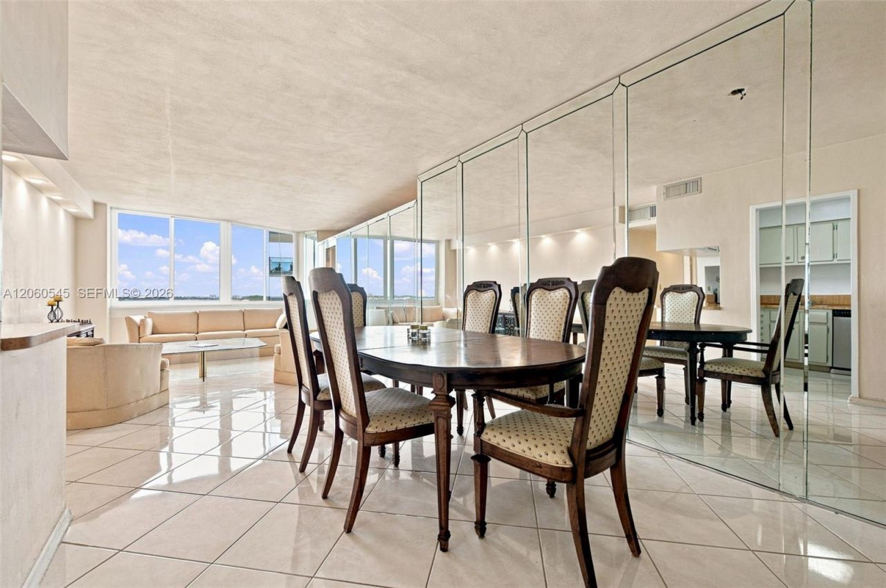 7441 Wayne Ave , Unit 10C, Miami Beach, FL 33141 Photo