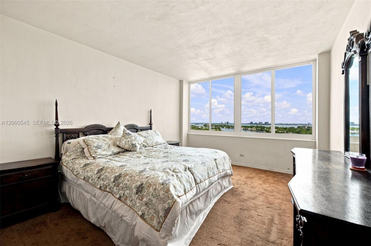7441 Wayne Ave , Unit 10C, Miami Beach, FL 33141 Photo