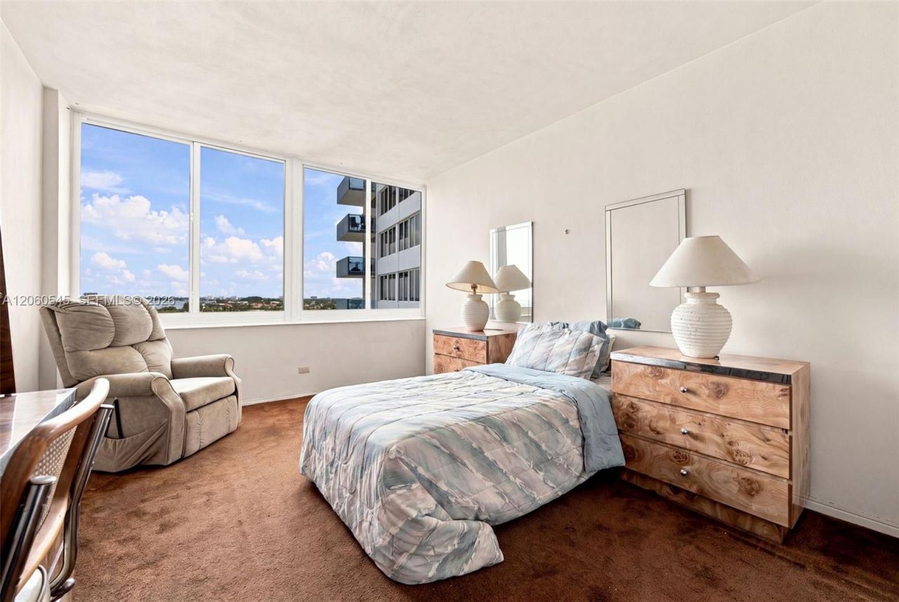 7441 Wayne Ave , Unit 10C, Miami Beach, FL 33141 Photo