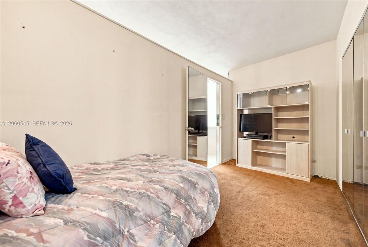7441 Wayne Ave , Unit 10C, Miami Beach, FL 33141 Photo