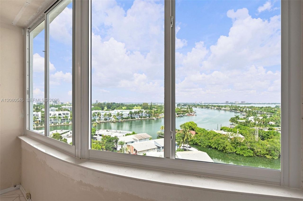 7441 Wayne Ave , Unit 10C, Miami Beach, FL 33141 Photo