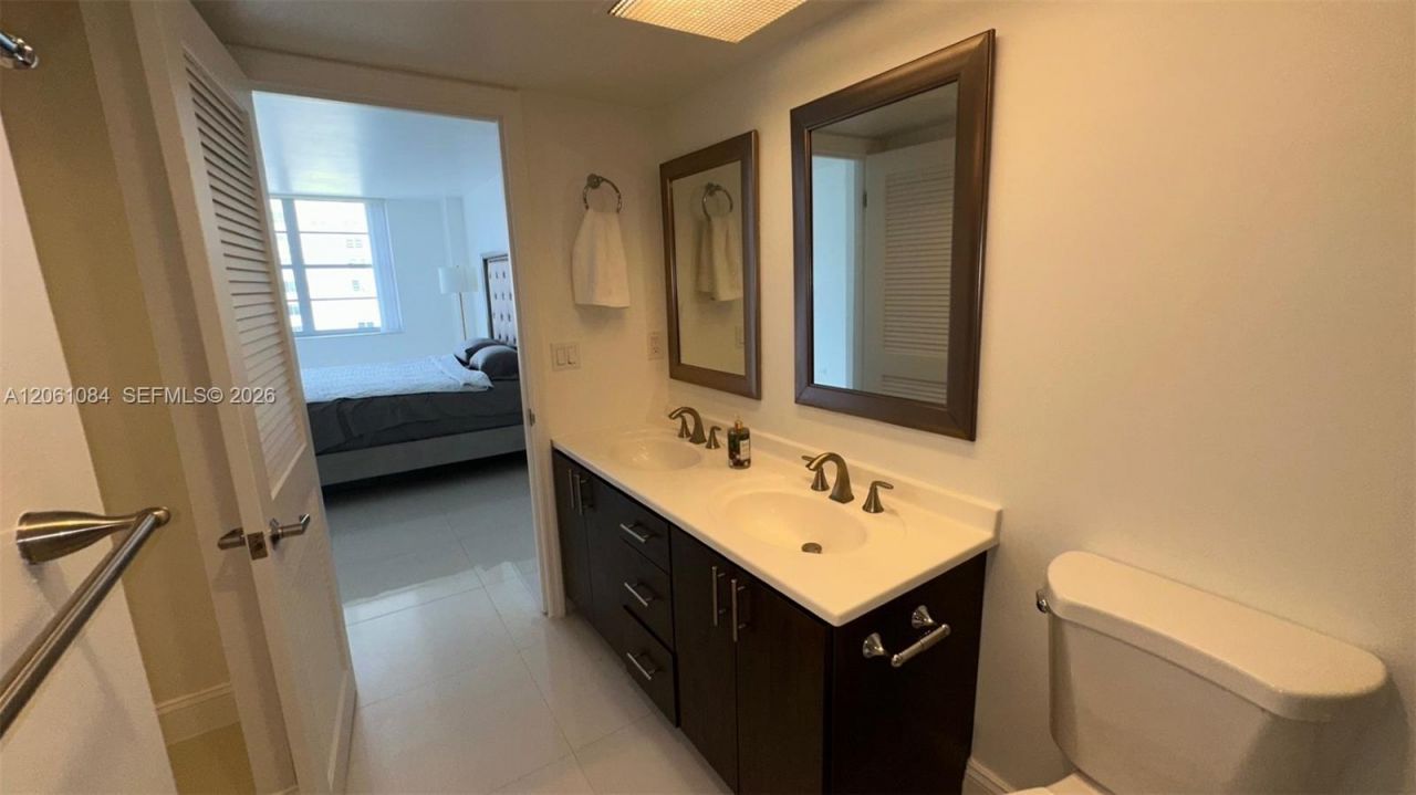 250 174th St, Unit 1808, Sunny Isles Beach, FL 33160 Photo