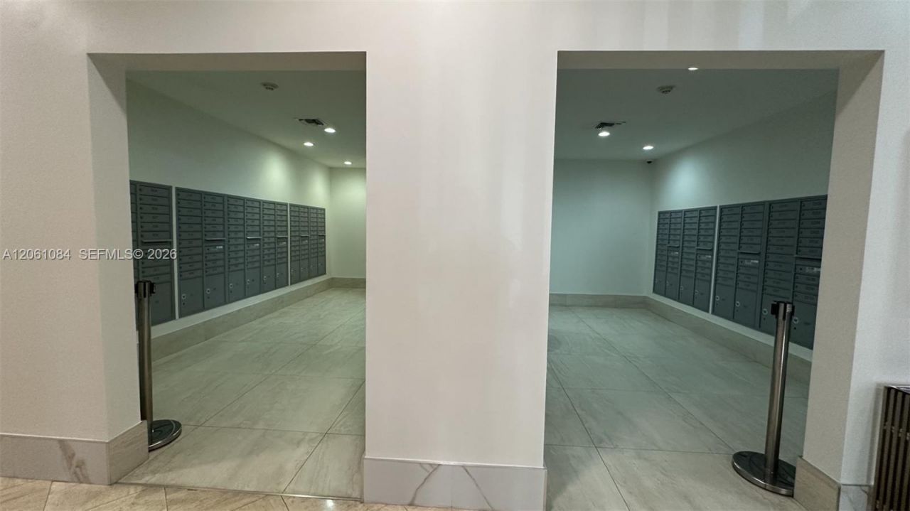 250 174th St, Unit 1808, Sunny Isles Beach, FL 33160 Photo