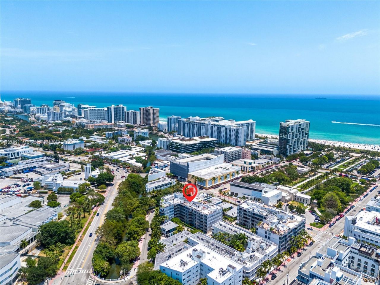 2155 Washington , Unit 401, Miami Beach, FL 33139 Photo