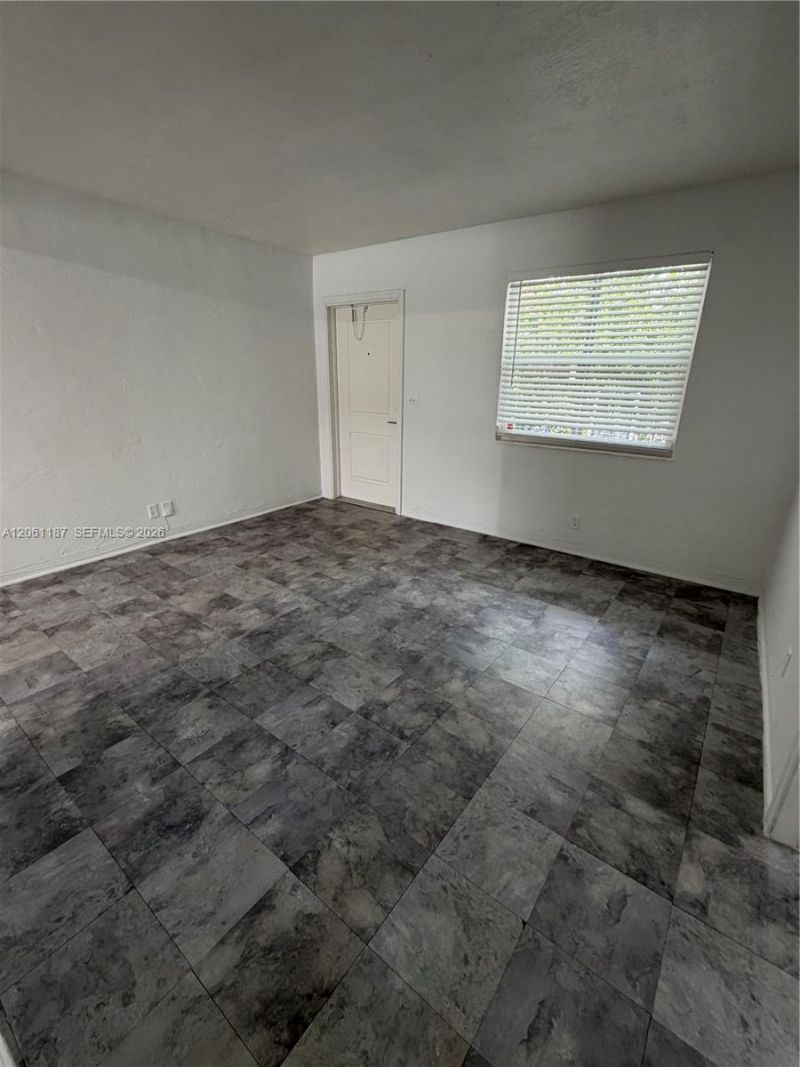 739 SW 9th St , Unit 4, Miami, FL 33130 Photo