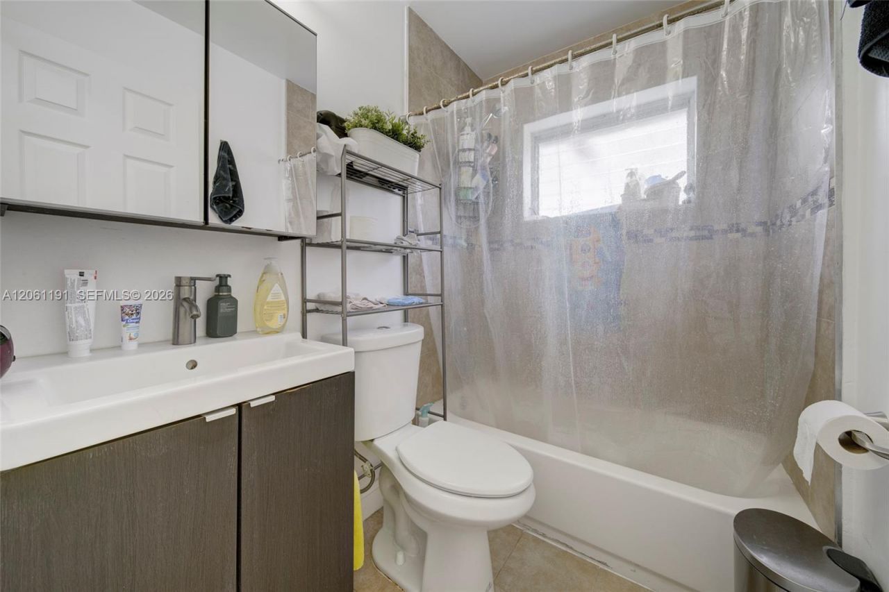 6433 SW 25th St , Unit 6433, Miramar, FL 33023 Photo