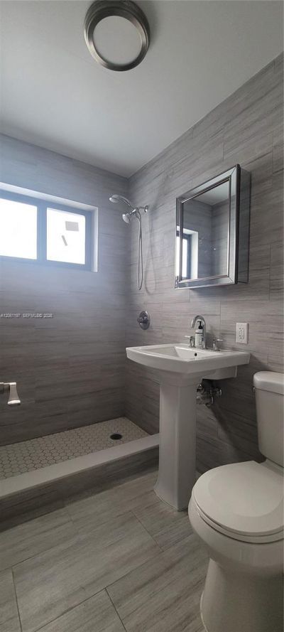 2150 SW 26th St, Unit 3, Miami, FL 33133 Photo