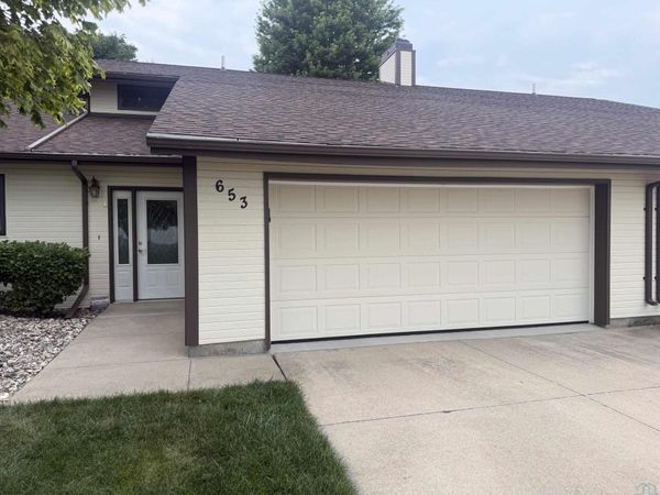 653 E 6th Street, Aurelia, IA 51005
