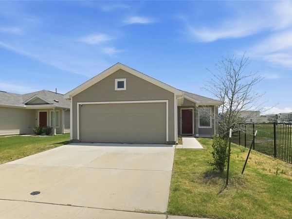 4032 Criollo Court, Aubrey, TX 76227