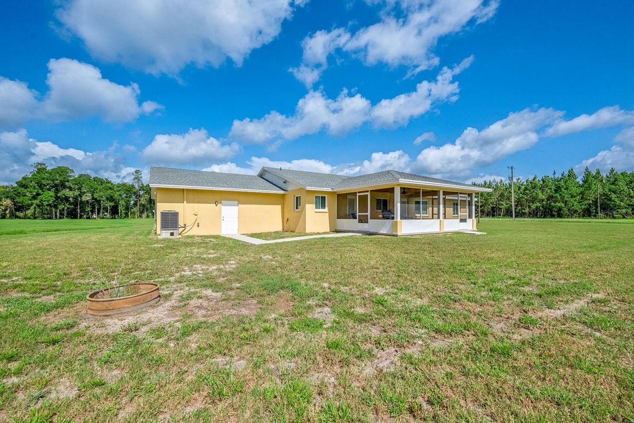 4261 NW 57th Court, Chiefland, FL 32626 Photo