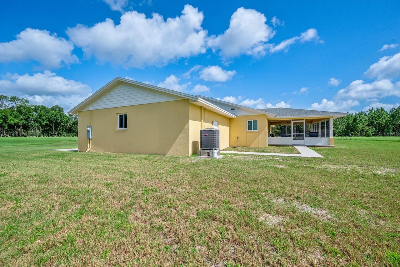 4261 NW 57th Court, Chiefland, FL 32626 Photo
