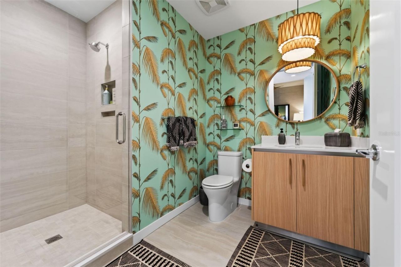 301 Quay Commons, Unit 1009, Sarasota, FL 34236 Photo