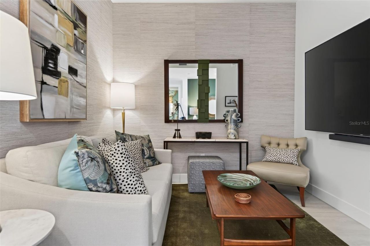 301 Quay Commons, Unit 1009, Sarasota, FL 34236 Photo