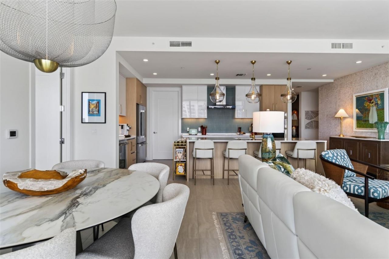 301 Quay Commons, Unit 1009, Sarasota, FL 34236 Photo
