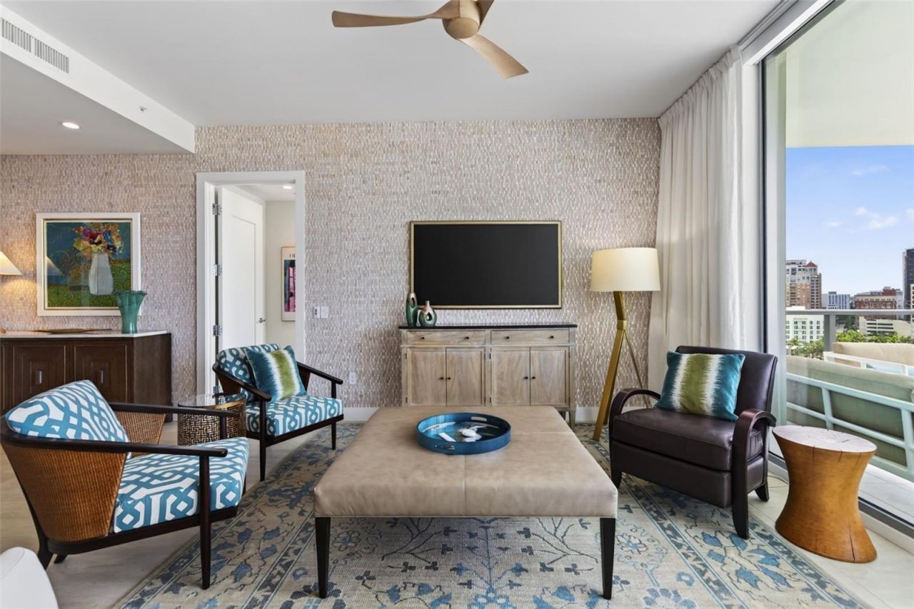 301 Quay Commons, Unit 1009, Sarasota, FL 34236 Photo