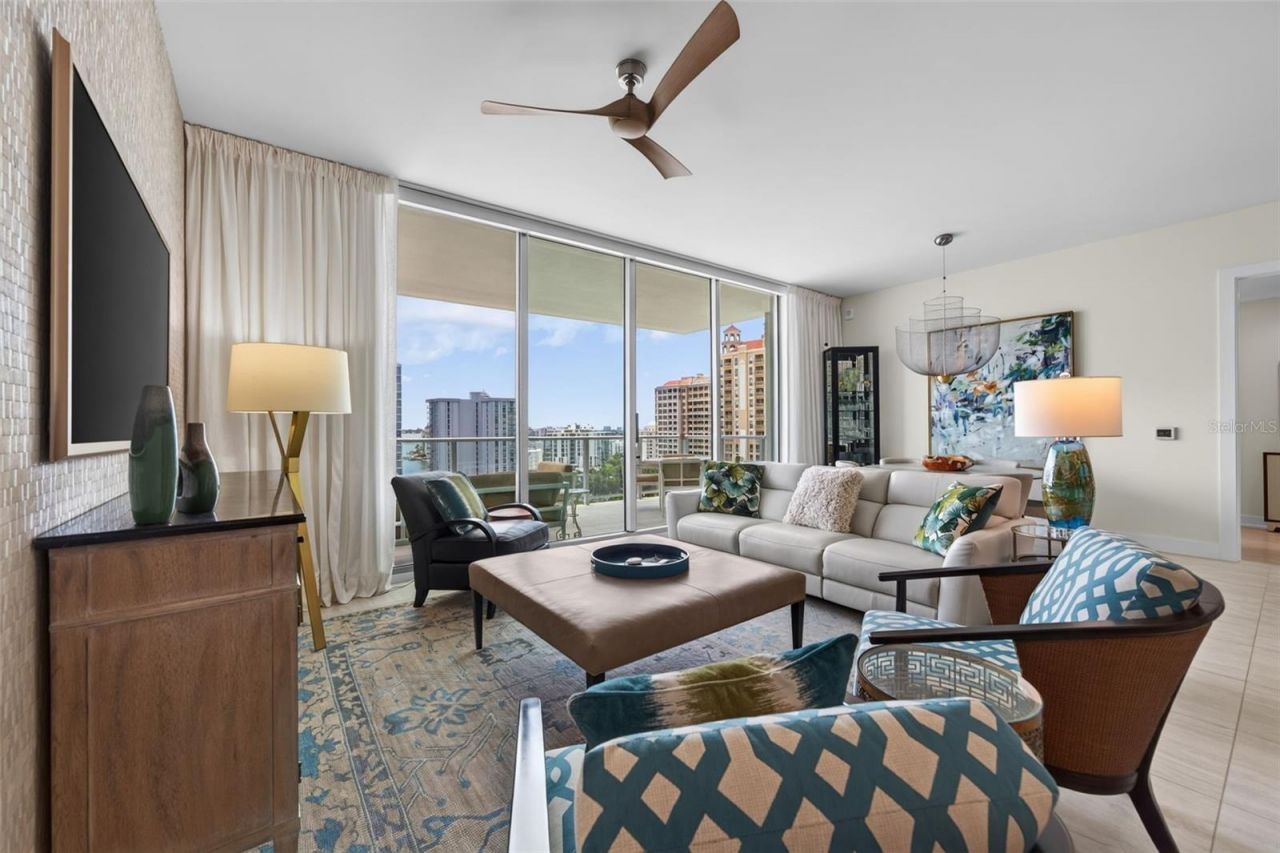 301 Quay Commons, Unit 1009, Sarasota, FL 34236 Photo