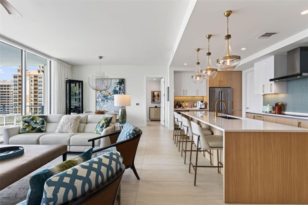 301 Quay Commons, Unit 1009, Sarasota, FL 34236 Photo