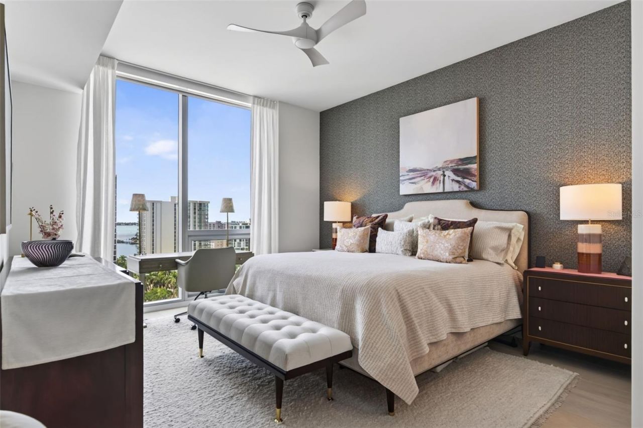 301 Quay Commons, Unit 1009, Sarasota, FL 34236 Photo