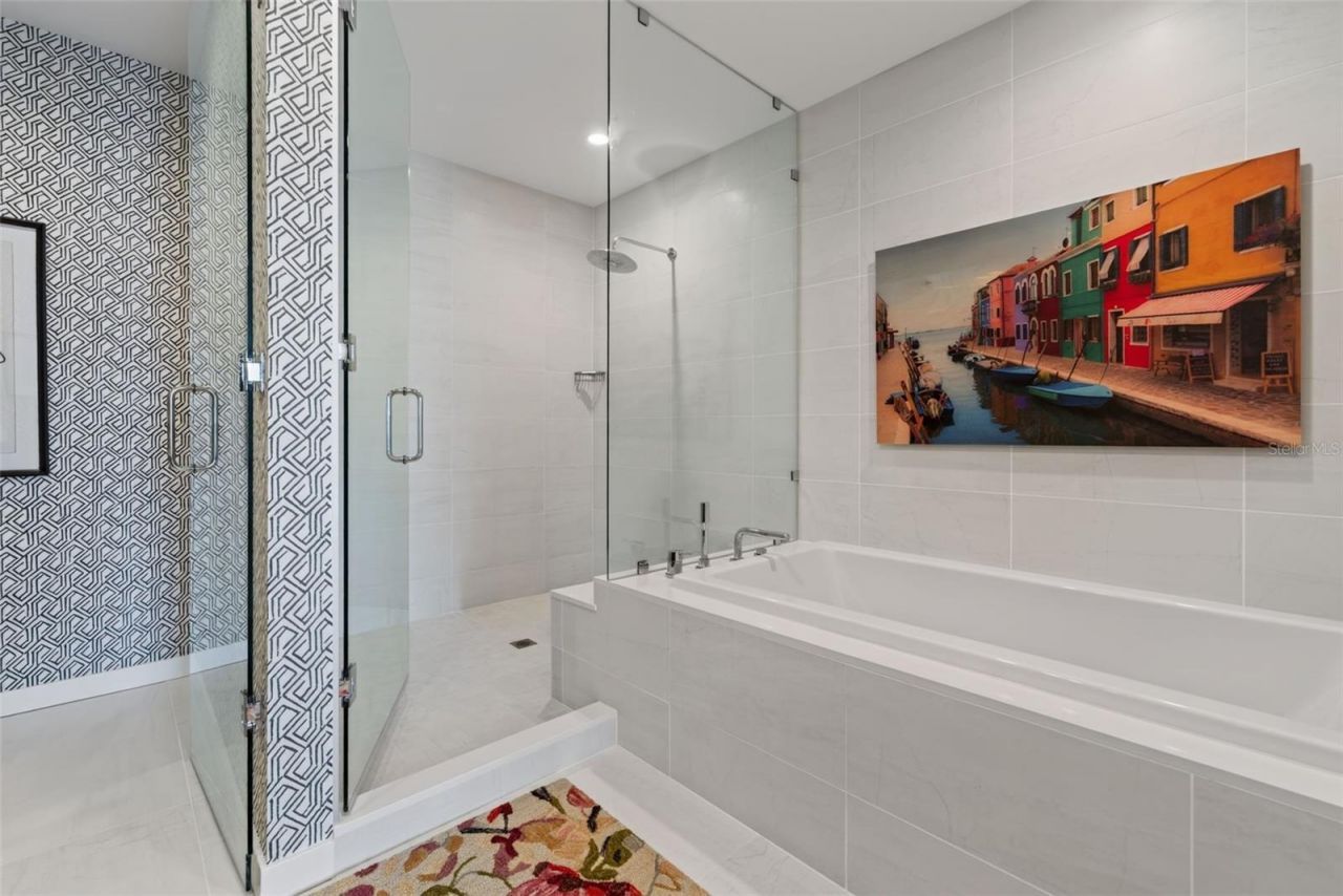 301 Quay Commons, Unit 1009, Sarasota, FL 34236 Photo