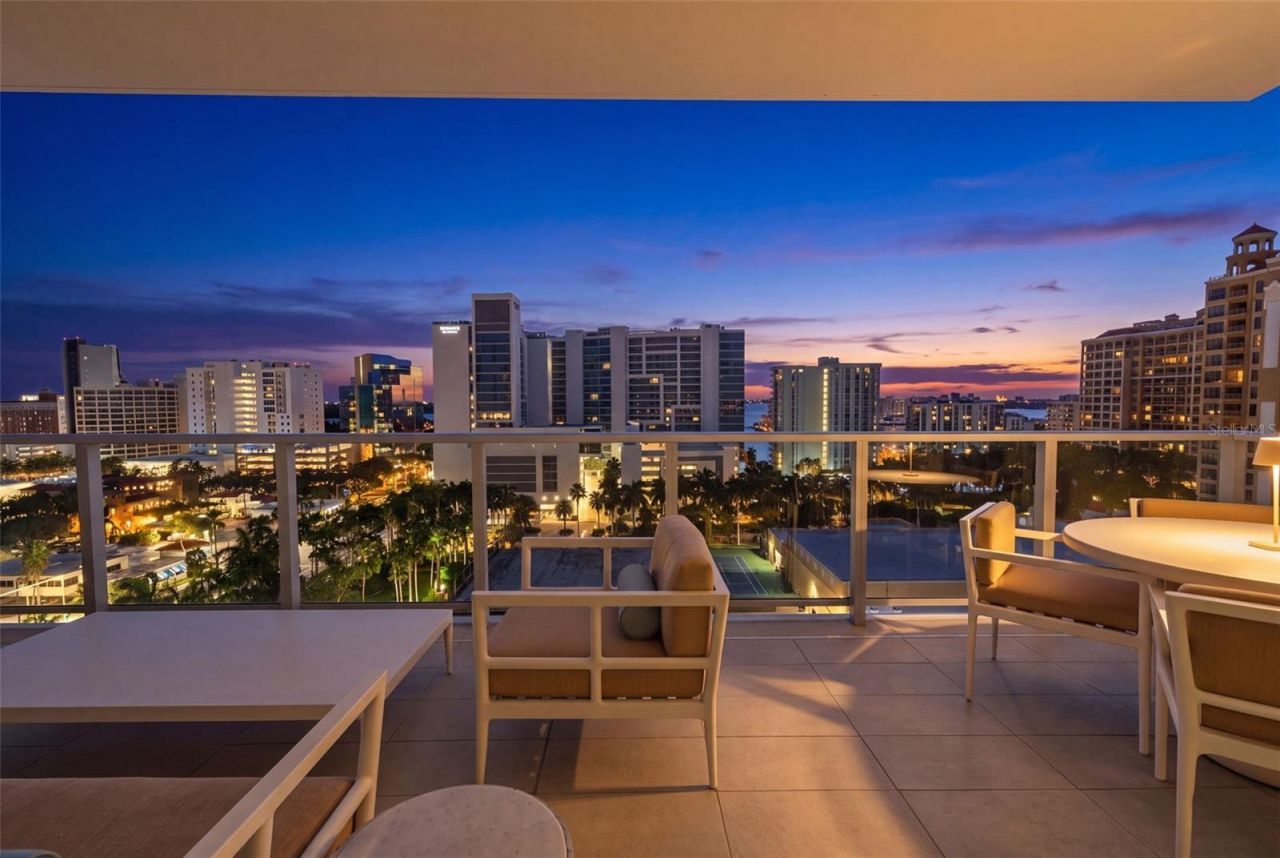 301 Quay Commons, Unit 1009, Sarasota, FL 34236 Photo