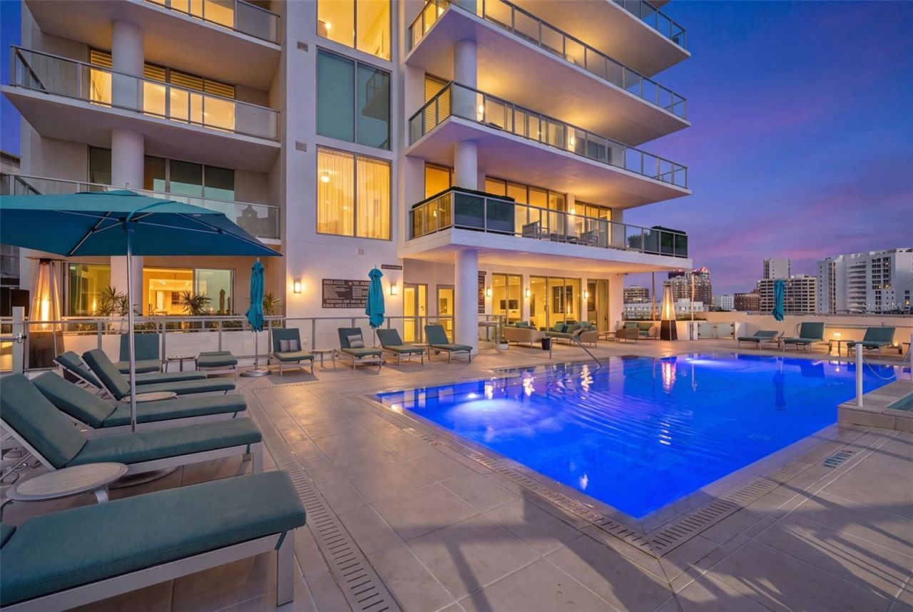 301 Quay Commons, Unit 1009, Sarasota, FL 34236 Photo
