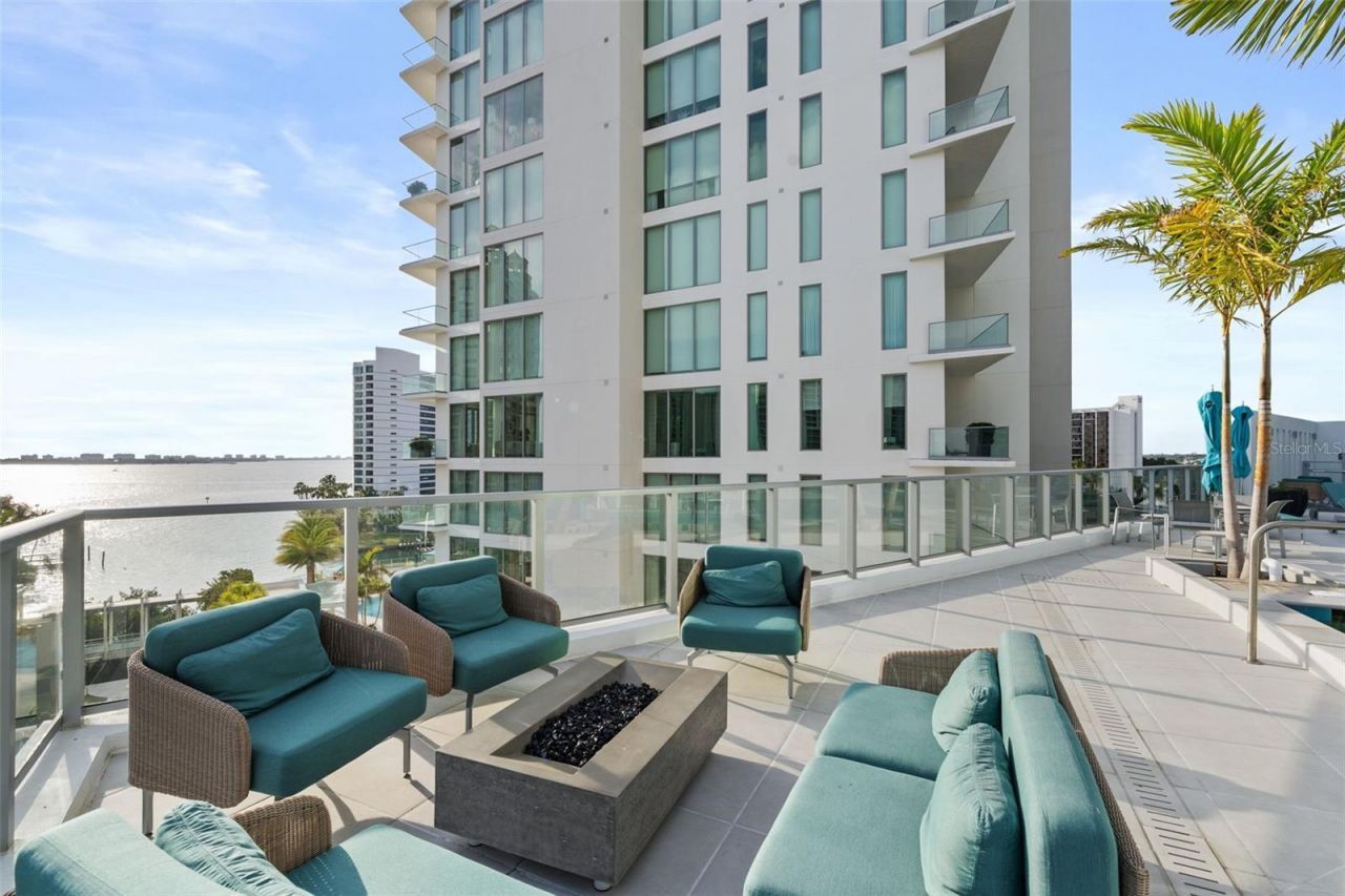 301 Quay Commons, Unit 1009, Sarasota, FL 34236 Photo