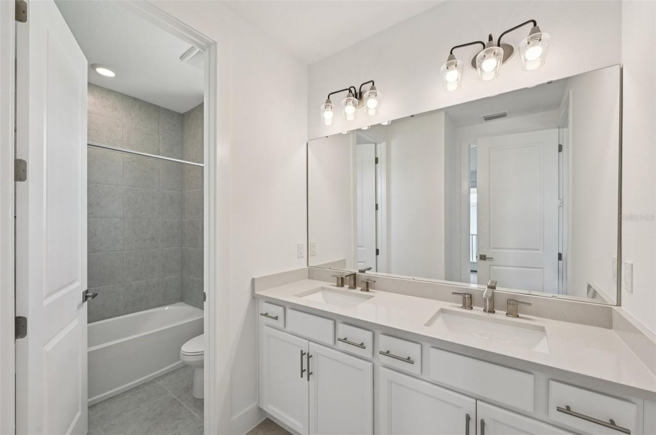 8230 Golden Beach Court, Parrish, FL 34219 Photo