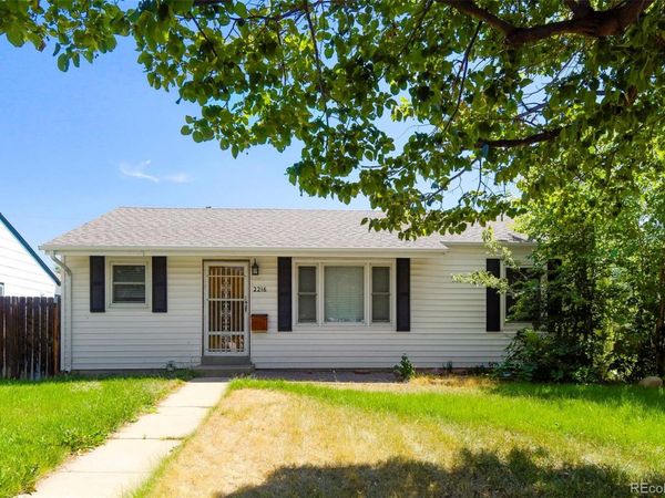 2216 Elmira St , Aurora, CO 80010
