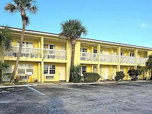 1700 S Atlantic Avenue, Daytona Beach, FL 32118