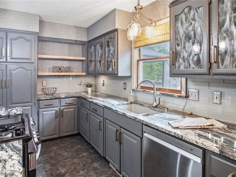 9956 Fay Drive , Wadsworth, OH 44281 Photo 11
