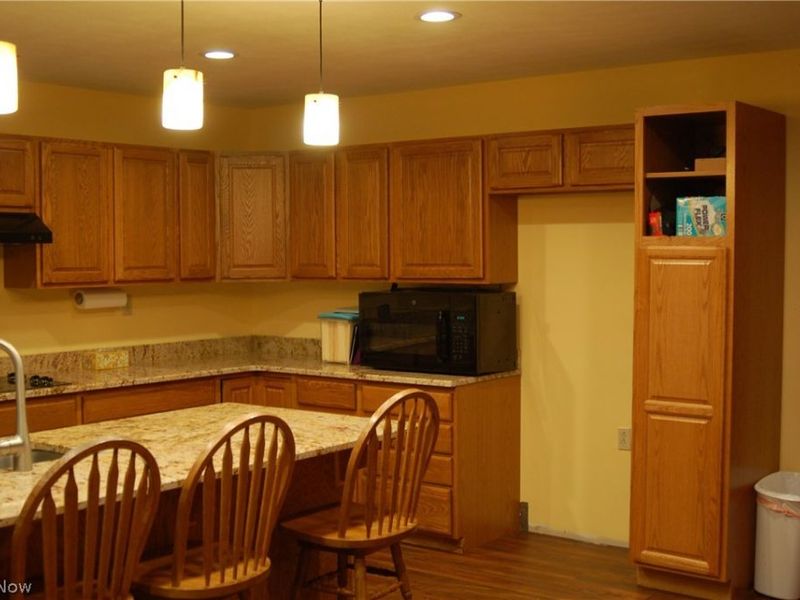 6215 Robinhood Lane, Ashtabula, OH 44004 Photo 5