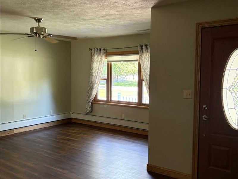 6215 Robinhood Lane, Ashtabula, OH 44004 Photo 5