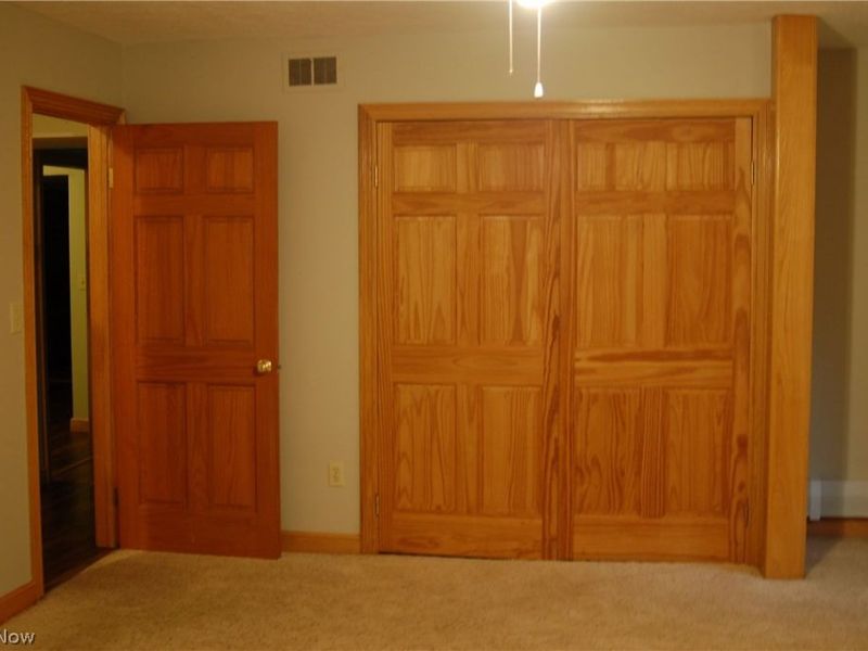 6215 Robinhood Lane, Ashtabula, OH 44004 Photo 8