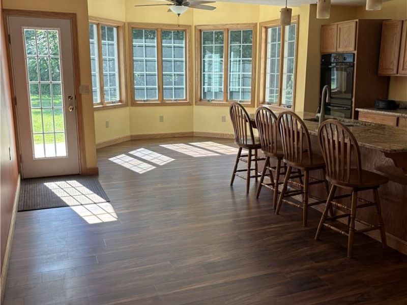 6215 Robinhood Lane, Ashtabula, OH 44004 Photo 9