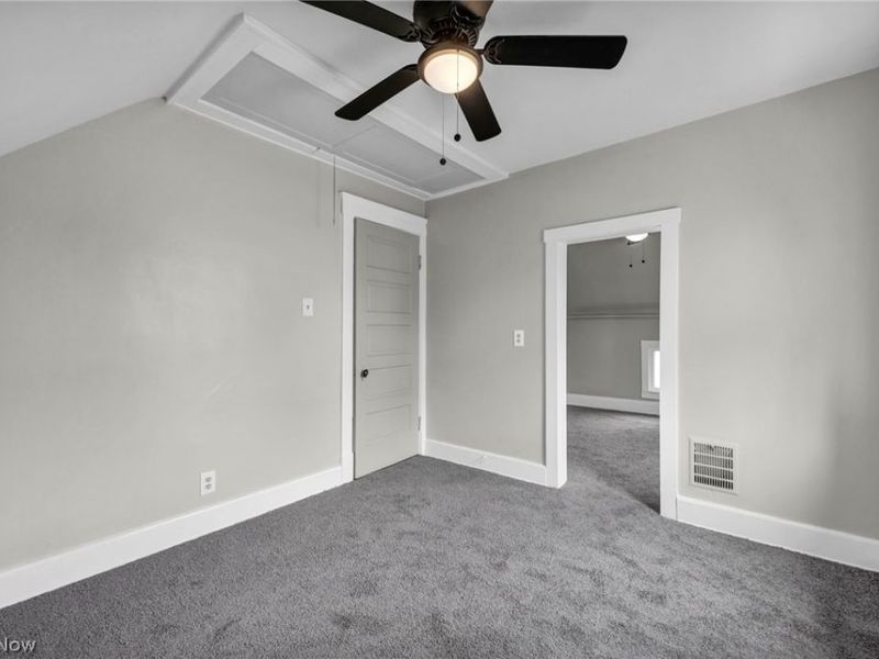 9825 Macon Avenue , Cleveland, OH 44102 Photo 17