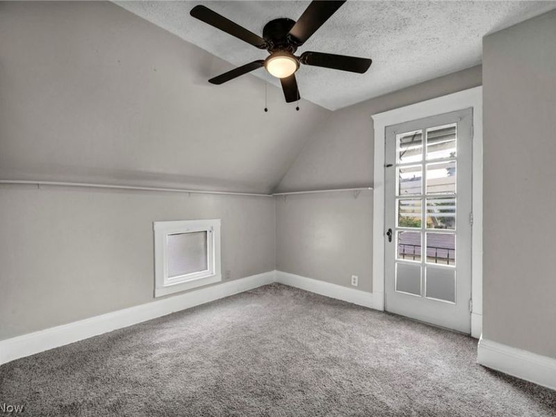 9825 Macon Avenue , Cleveland, OH 44102 Photo 18