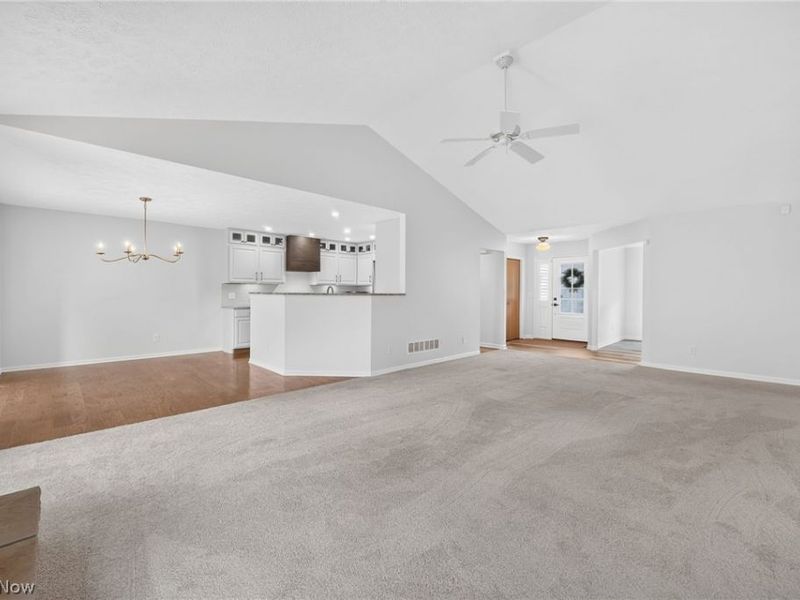 11051 Trenton Road NW, Uniontown, OH 44685 Photo 15