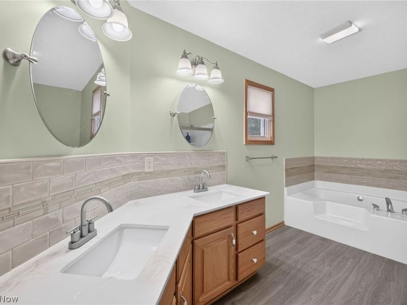 11051 Trenton Road NW, Uniontown, OH 44685 Photo 27