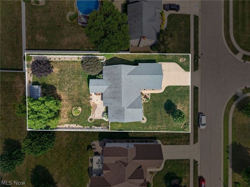 11051 Trenton Road NW, Uniontown, OH 44685 Photo 3