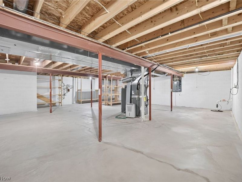 11051 Trenton Road NW, Uniontown, OH 44685 Photo 40