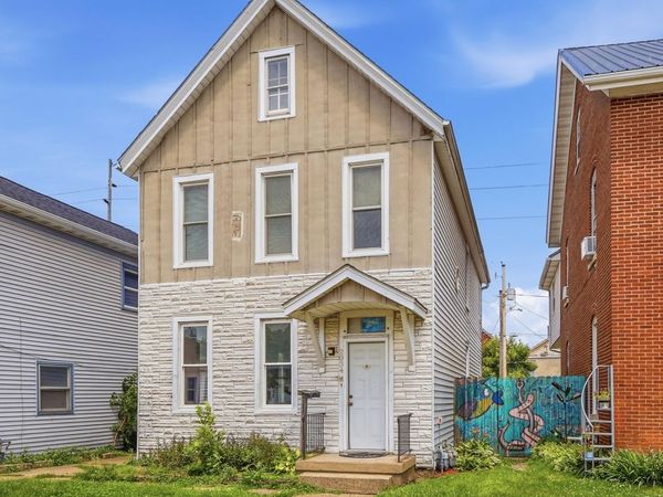 2034 Jackson Street, Dubuque, IA 52001