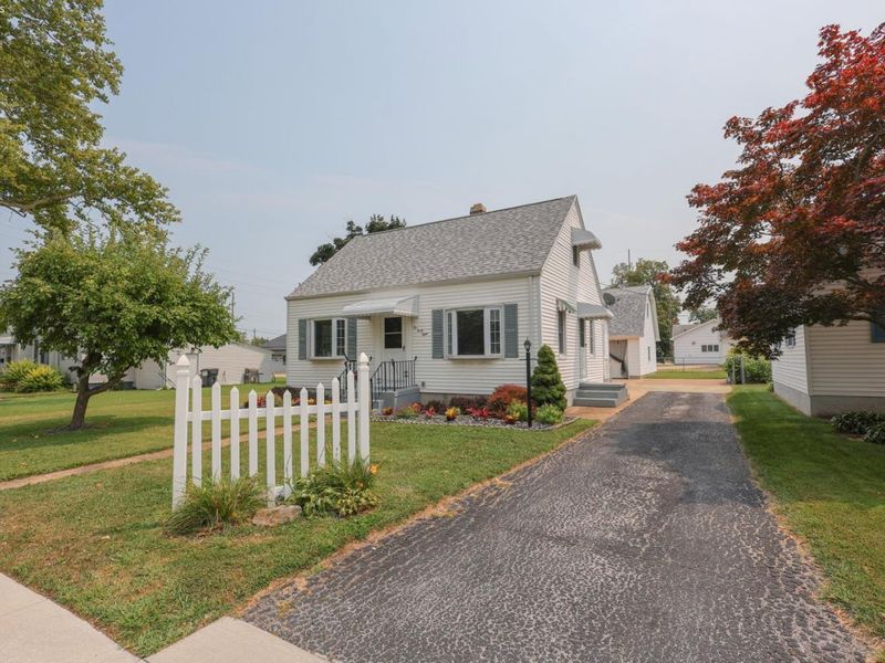 548 50th Street, Sandusky, OH 44870 Photo 2